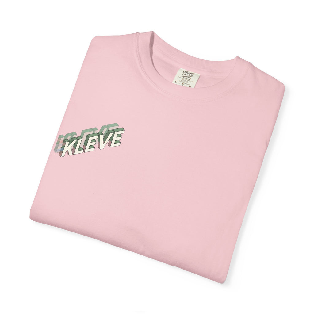 Motivational 'Believe' Tee — Minimal Chest Script Graphic T-Shirt